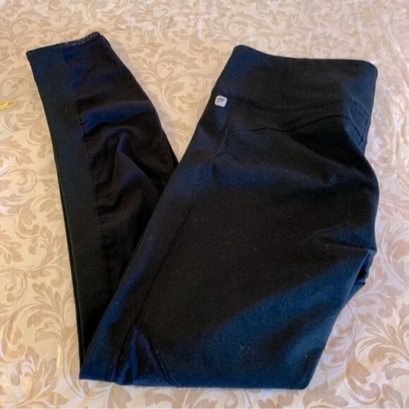 Fabletics Black Leggings Sz Medium Gorgeous - Picture 2 of 5